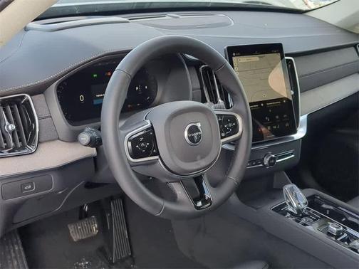 2026 Volvo XC90 Ultra, B6 AWD Gas (mild hybrid), Gasoline, Bright, 7 Seats