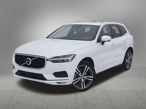 2021 Volvo XC60 T5 Momentum
