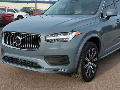 2023 Volvo XC90 B5 Core