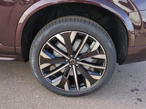 2026 Volvo XC90 B5 Plus 7-Seater