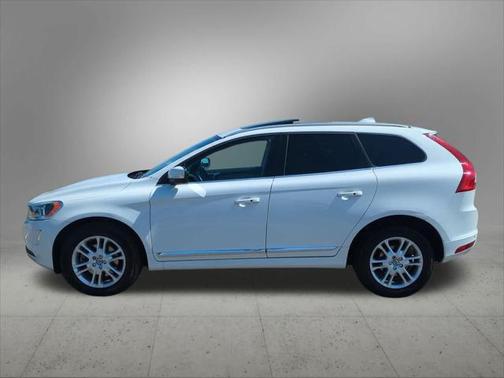 2016 Volvo XC60 T5 Premier
