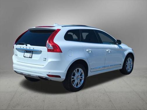 2016 Volvo XC60 T5 Premier