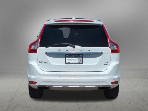 2016 Volvo XC60 T5 Premier