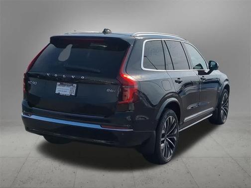 2026 Volvo XC90 B6 Plus 7-Seater
