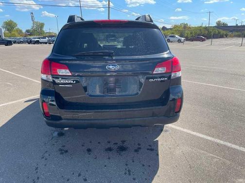 2010 Subaru Outback 2.5 i Premium