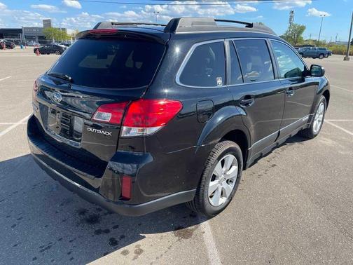 2010 Subaru Outback 2.5 i Premium