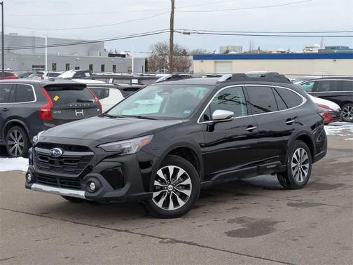 2023 Subaru Outback Touring XT