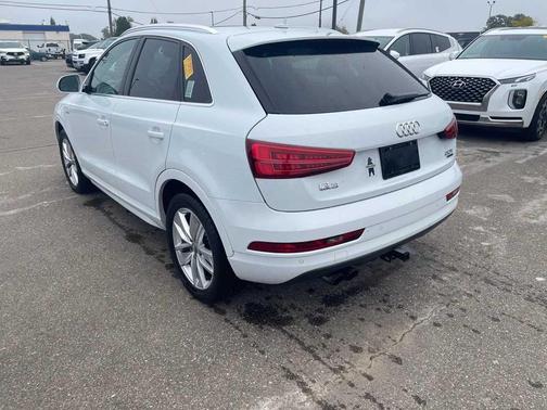 2018 Audi Q3 2.0T Premium Plus