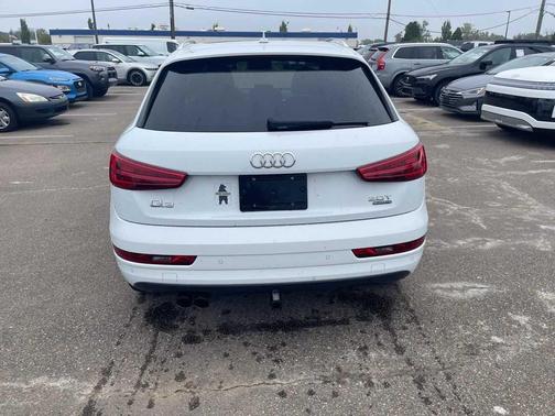 2018 Audi Q3 2.0T Premium Plus