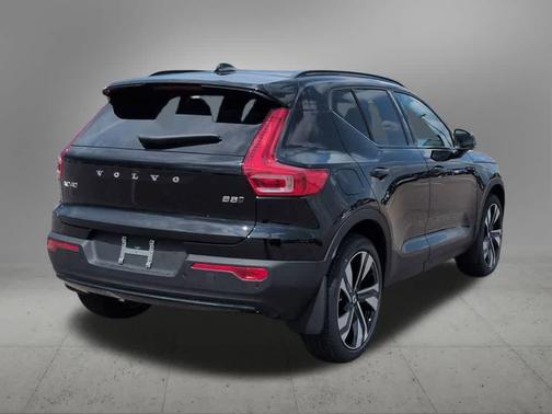 Black 2026 Volvo XC40 B5 Ultra