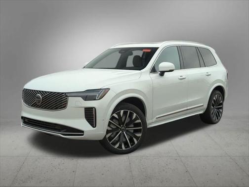 2025 Volvo XC90 B6 Plus 7-Seater