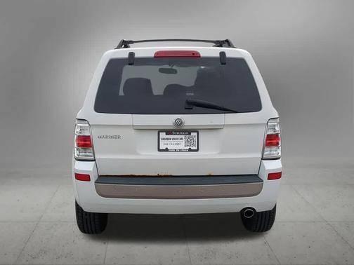 White Suede Clearcoat 2009 Mercury Mariner V6