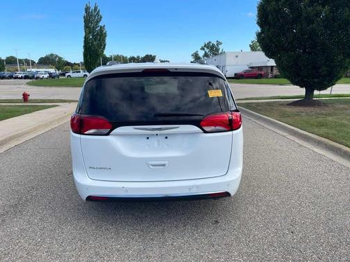 2019 Chrysler Pacifica Touring L
