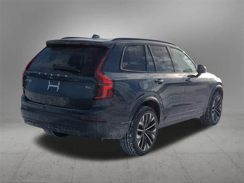 2026 Volvo XC90 Ultra Dark Theme, B6 AWD Gas (mild hybrid), Gasoline, 7 Seats