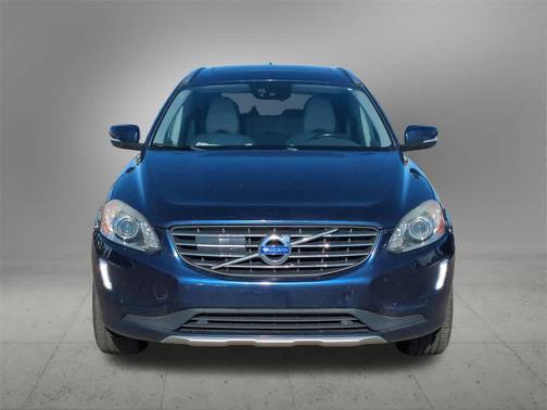 2015 Volvo XC60 T6 Platinum