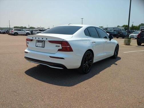 2024 Volvo S60 B5 Plus Black Edition