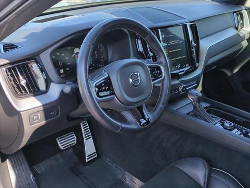 2019 Volvo XC60 T6 R-Design