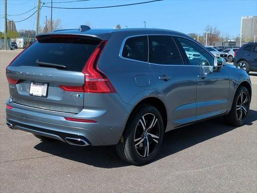 2019 Volvo XC60 T6 R-Design
