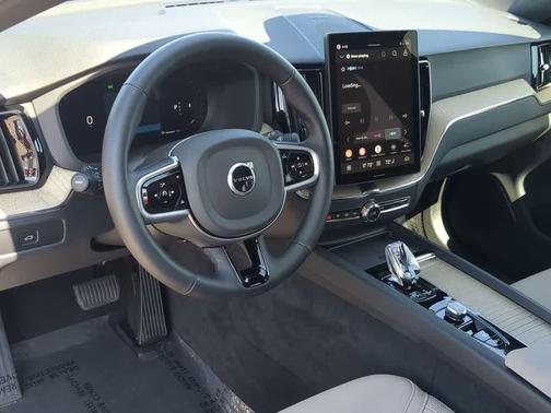 Denim Blue Metallic 2026 Volvo XC60 B5 Plus