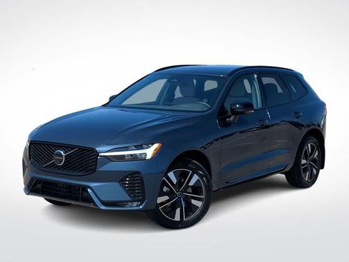 Denim Blue Metallic 2026 Volvo XC60 B5 Plus