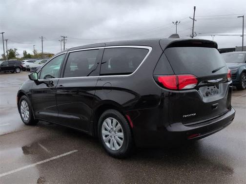 2018 Chrysler Pacifica L
