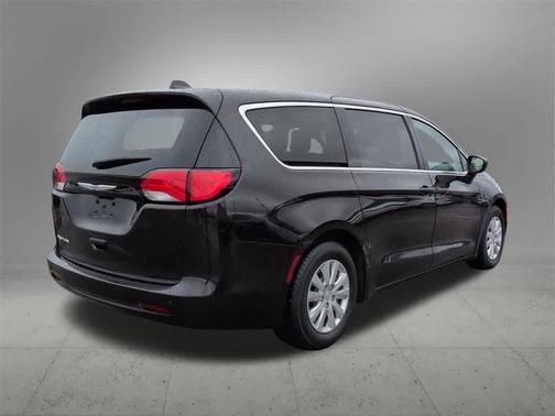 2018 Chrysler Pacifica L