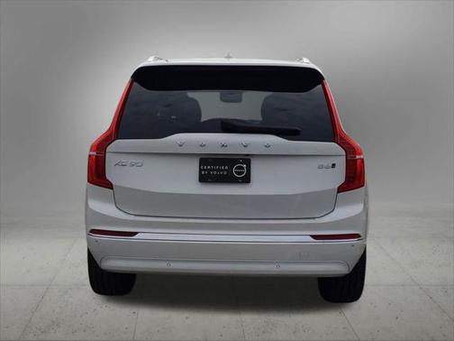 2025 Volvo XC90 B6 Plus 7-Seater