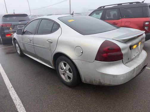 2006 Pontiac Grand Prix Base