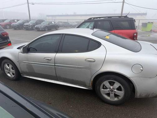 2006 Pontiac Grand Prix Base