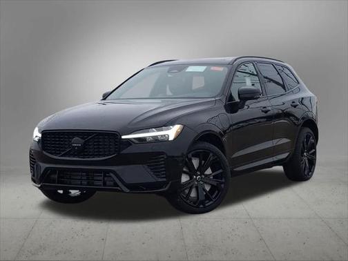 2025 Volvo XC60 Plug-In Hybrid T8 Ultra Black Edition