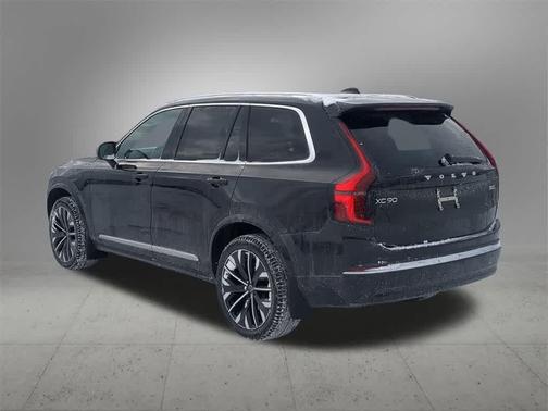 2026 Volvo XC90 Plus, B5 AWD Gas (mild hybrid), Gasoline, Bright, 7 Seats