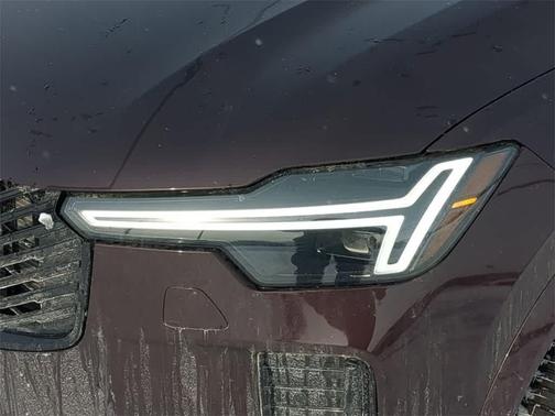 2026 Volvo XC90 Ultra Dark Theme, B6 AWD Gas (mild hybrid), Gasoline, 7 Seats