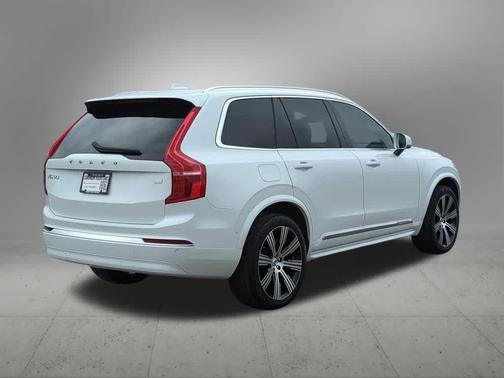 White 2023 Volvo XC90 Recharge Plug-In Hybrid T8 Plus Bright Theme 7-Seater