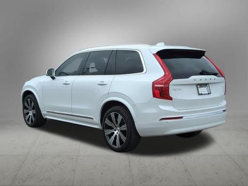 White 2023 Volvo XC90 Recharge Plug-In Hybrid T8 Plus Bright Theme 7-Seater