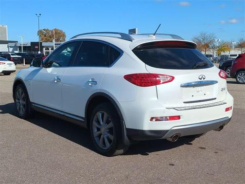 2016 INFINITI QX50 Base