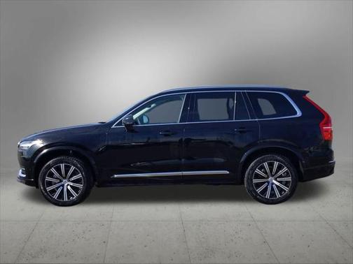 2025 Volvo XC90 B6 Plus 7-Seater