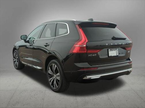 2022 Volvo XC60 B5 Inscription