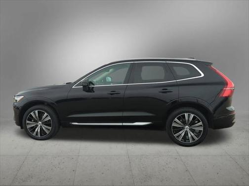 2022 Volvo XC60 B5 Inscription