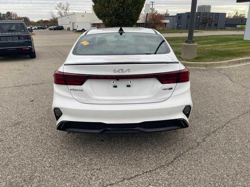 2024 Kia Forte GT-Line