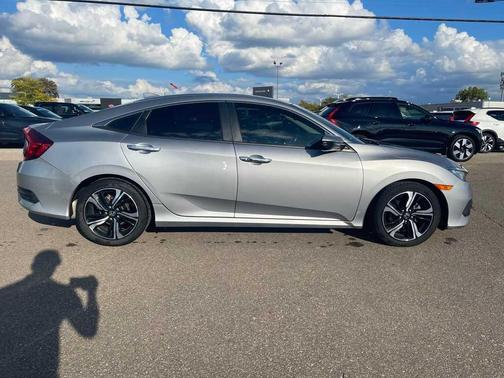 2016 Honda Civic Touring