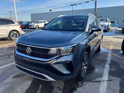 2024 Volkswagen Taos 1.5T SE