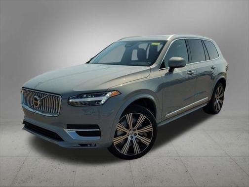 2025 Volvo XC90 B6 Plus 7-Seater