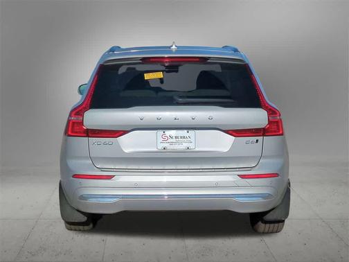 2023 Volvo XC60 B6 Ultimate Bright Theme
