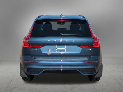 2025 Volvo XC60 Plug-In Hybrid T8 Core