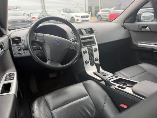 2011 Volvo S40 T5