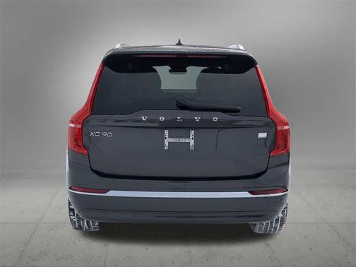 2023 Volvo XC90 Recharge Plug-In Hybrid T8 Ultimate 6-Seater