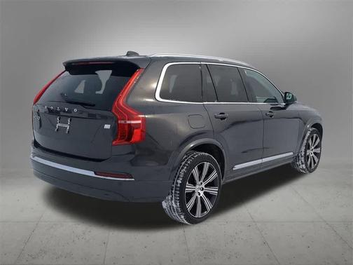 2023 Volvo XC90 Recharge Plug-In Hybrid T8 Ultimate 6-Seater