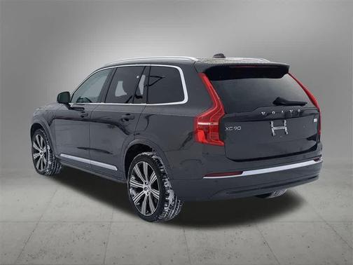 2023 Volvo XC90 Recharge Plug-In Hybrid T8 Ultimate 6-Seater