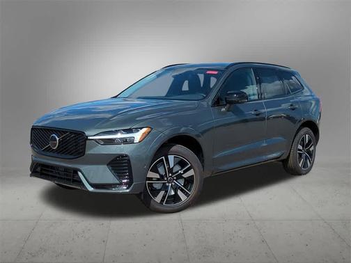 2026 Volvo XC60 B5 Plus