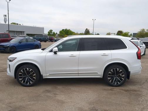 Crystal White Pearl 2026 Volvo XC90 Plus, B6 AWD Gas (mild hybrid), Gasoline, Bright, 7 Seats